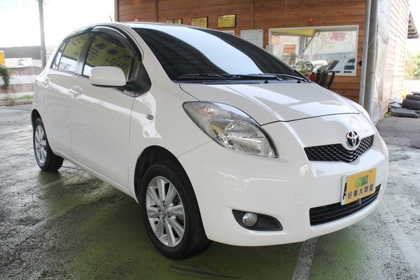 Toyota 豐田 Yaris G版 照片2