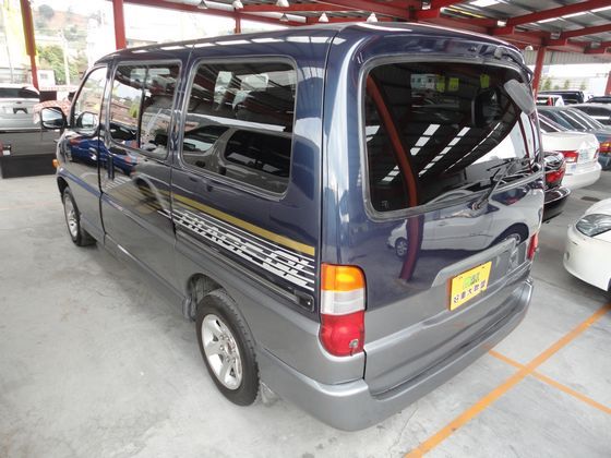 Toyota豐田 Hiace Solem 照片10