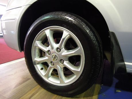 Nissan 日產 Sentra M1 照片8