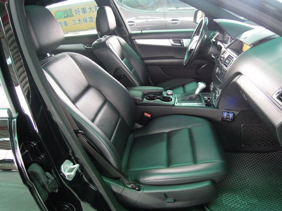 賓士 C-Class C 300 照片4