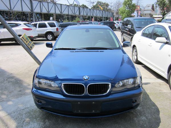 Bmw 318i 2.0 照片3