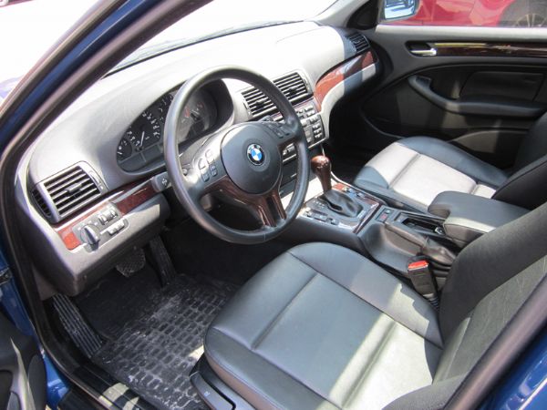 Bmw 318i 2.0 照片4