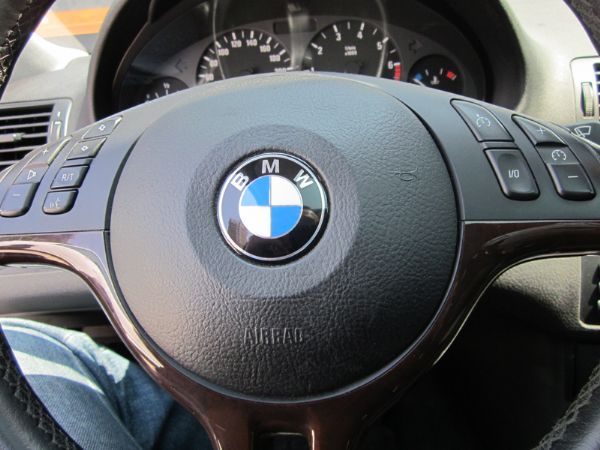 Bmw 318i 2.0 照片6