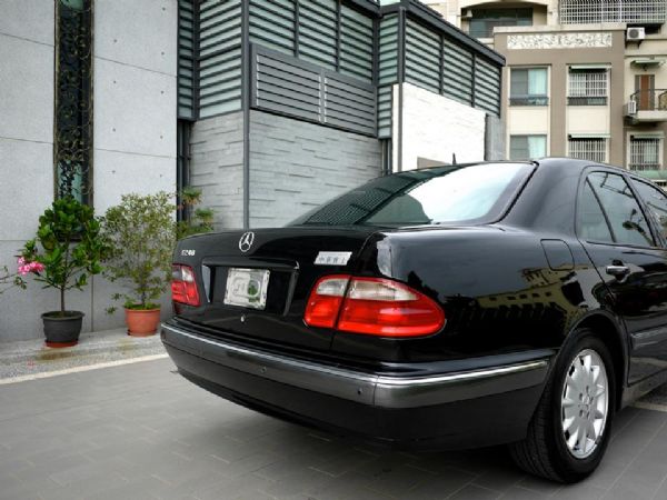 總代理 W210 Elegance版V6 照片3