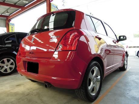 Suzuki 鈴木 Swift 照片10