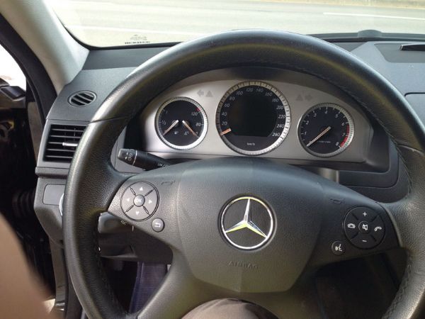 Benz C300 黑色 免頭款保人 照片7