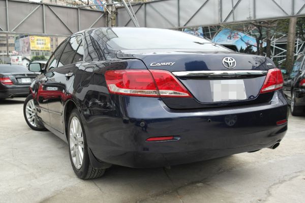 Toyota Camry G版頂級 藍色 照片2