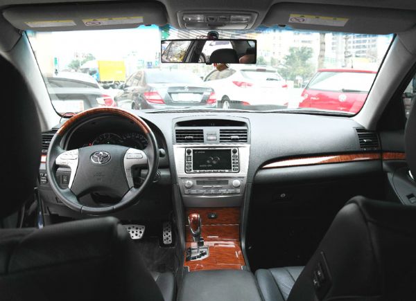 Toyota Camry G版頂級 藍色 照片6