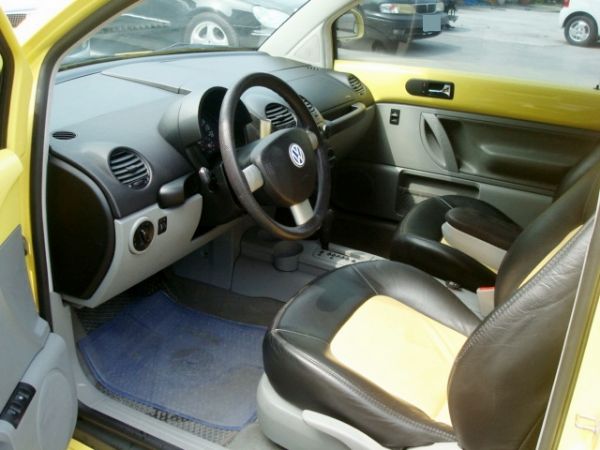 VW BEETLE 00年 2.0黃 照片6