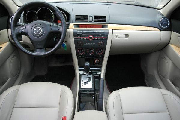 Mazda 3 1.6頂級款 女用車 照片3