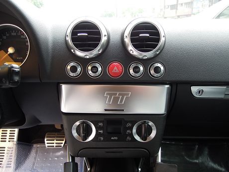 Audi 奧迪 TT 照片4