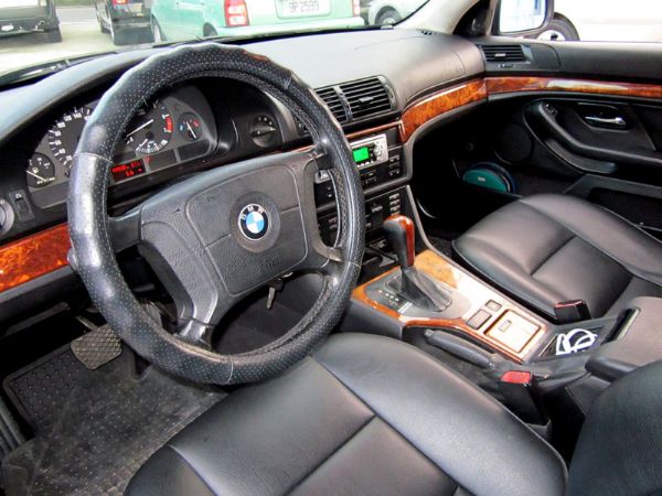 1998年Bmw 523i超低價漂亮車 照片5