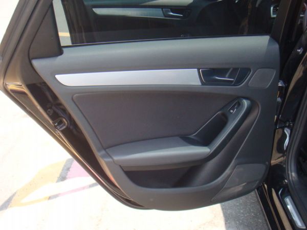 AUDI A4 1.8T 照片4