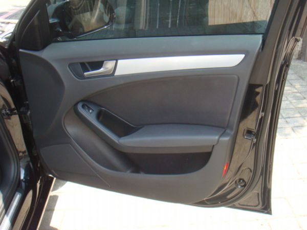 AUDI A4 1.8T 照片5