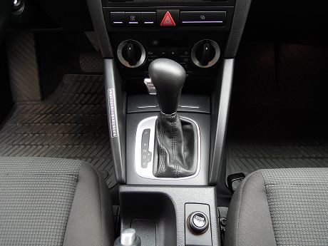 Audi 奧迪 A3 1.6 照片5