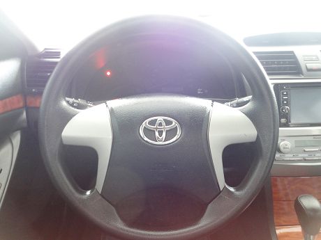 Toyota豐田 Camry 照片3
