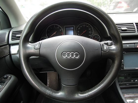 Audi 奧迪 A4 1.8T 照片6