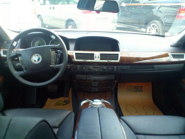 Bmw 735 車況優 絕無事故無泡水  照片8