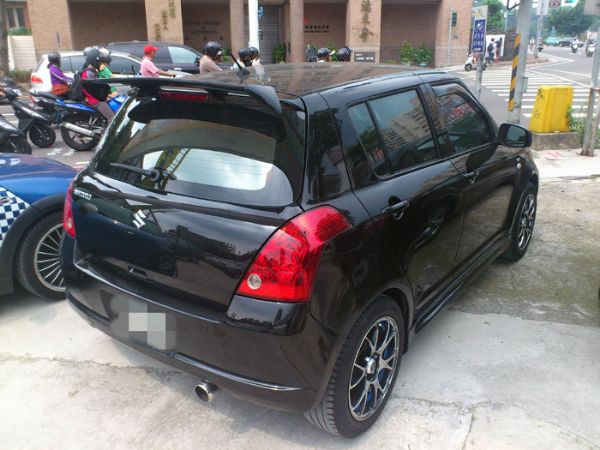 Suzuki SWIFT  省油小車 照片2