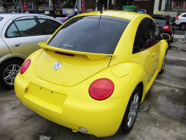 Vw Beetle 1.8T 天窗版 黃 照片2