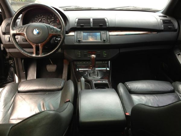 BMW X5 4WD 照片5