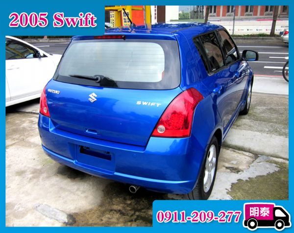 Suzuki Swift 寶藍色 認證車 照片2