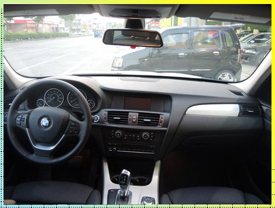 11 BMW X3 白 sport  照片6