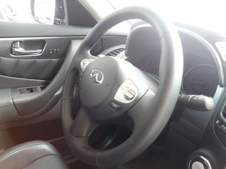 Infiniti 極致 FX35  照片3