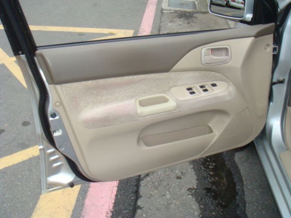 MITSUBSHI LANCER 照片3