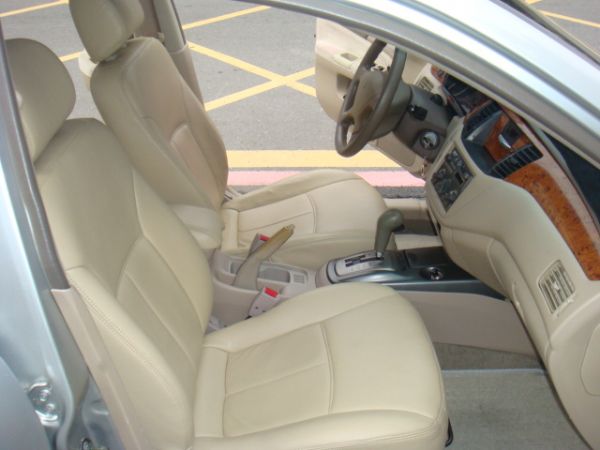 MITSUBSHI LANCER 照片7