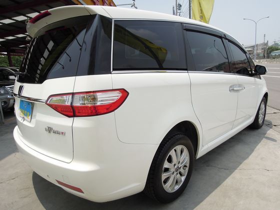 LUXGEN 納智捷 7 MPV 照片10