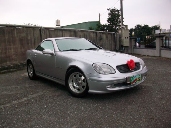 2004賓士SLK200紅內裝敞篷AMG 照片3