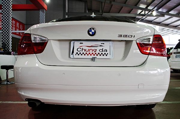 320i 照片10