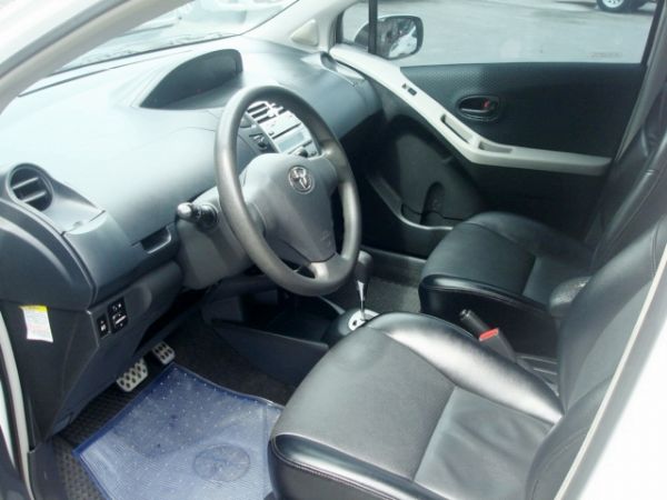 豐田 YARIS 09年 1.5白 照片7