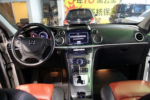 7 suv 渦輪增壓 照片4