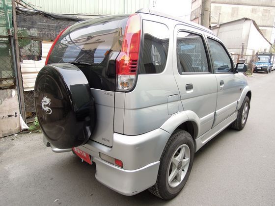 Daihatsu 大發 Terios 照片10