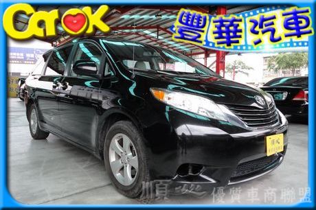 Toyota豐田 Sienna  照片1