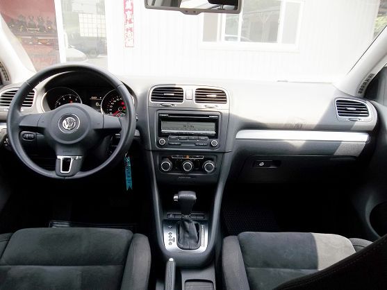 VW GOLF TSI 11年 1.4白 照片4