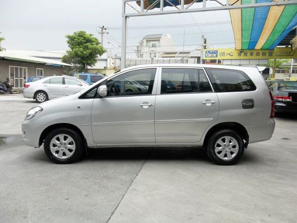 豐田 INNOVA 09年 2.7銀 照片7