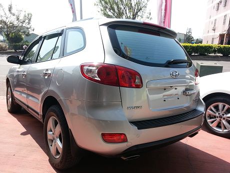 Hyundai 現代 Santa FE 照片10