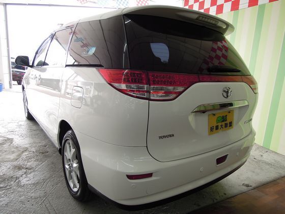 Toyota豐田 Previa  照片10