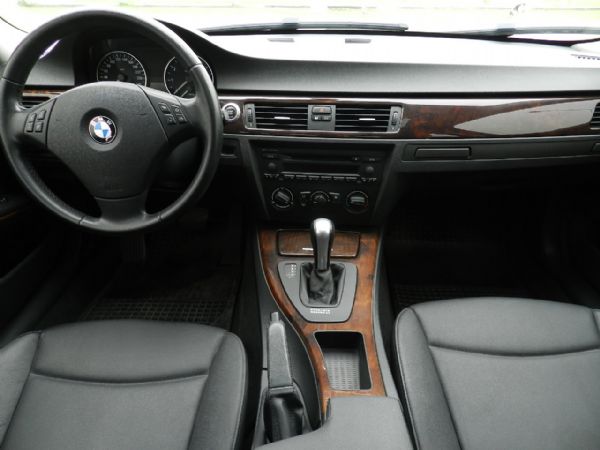 BMW 323 E90  2.5 E90 照片2