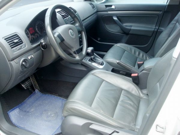 VW GOLF 05年 1.6白 照片5