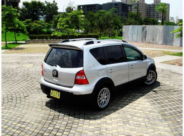 2011 LIVINA RV大空間 省油 照片9