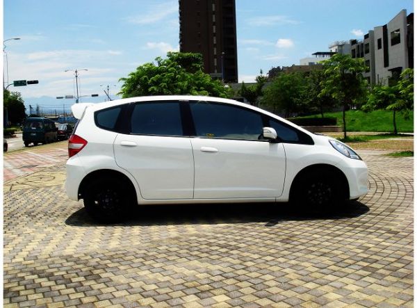 2011 HONDA FIT 照片5