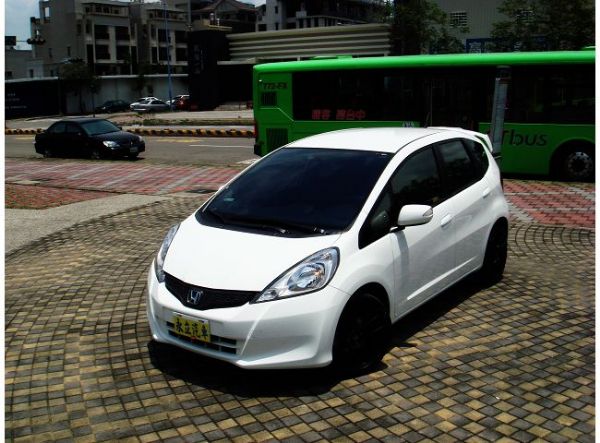 2011 HONDA FIT 照片9