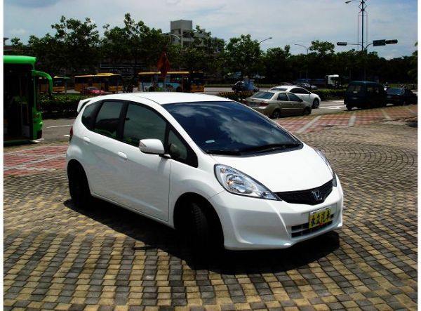 2011 HONDA FIT 照片10