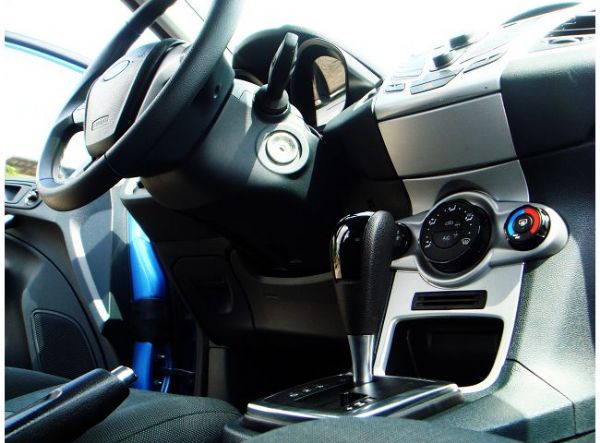 2012 Ford Fiesta 星耀藍 照片6