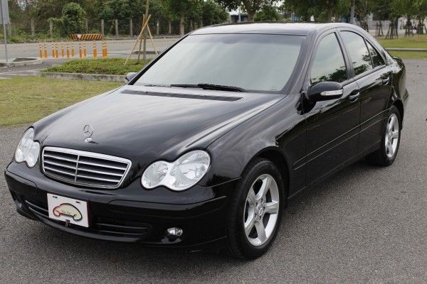 BENZ  賓士 C200K 1.8 黑 照片8