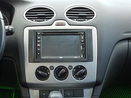 Ford 福特 Focus 2.0 照片6